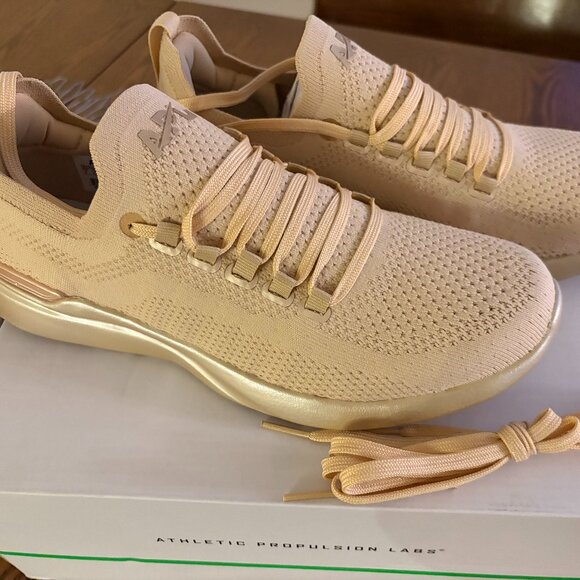 APL Shoes - Athletic Propulsion Labs APL Techloom Breeze Champagne Sneakers Size 8 NEW